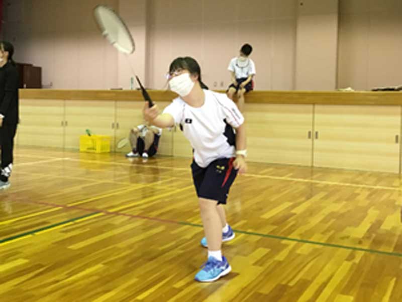 バドミントン部の写真