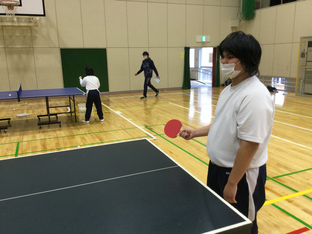 卓球の練習の写真