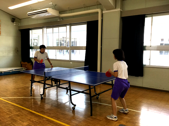 卓球の練習の写真