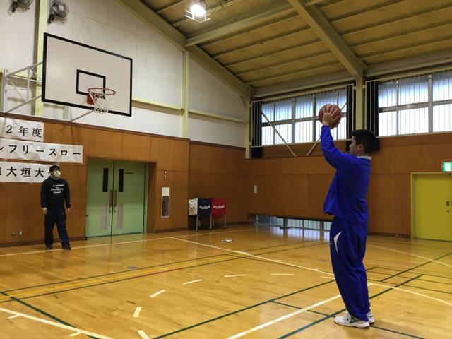 バスケットボールフリースローの写真