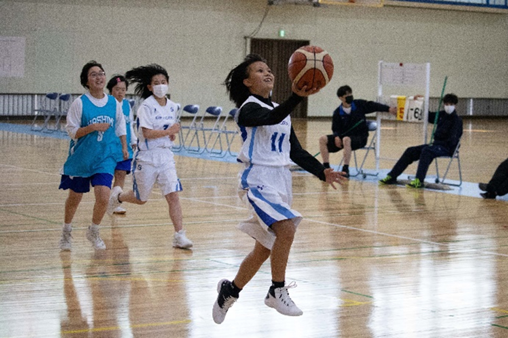 大会の様子　女子1